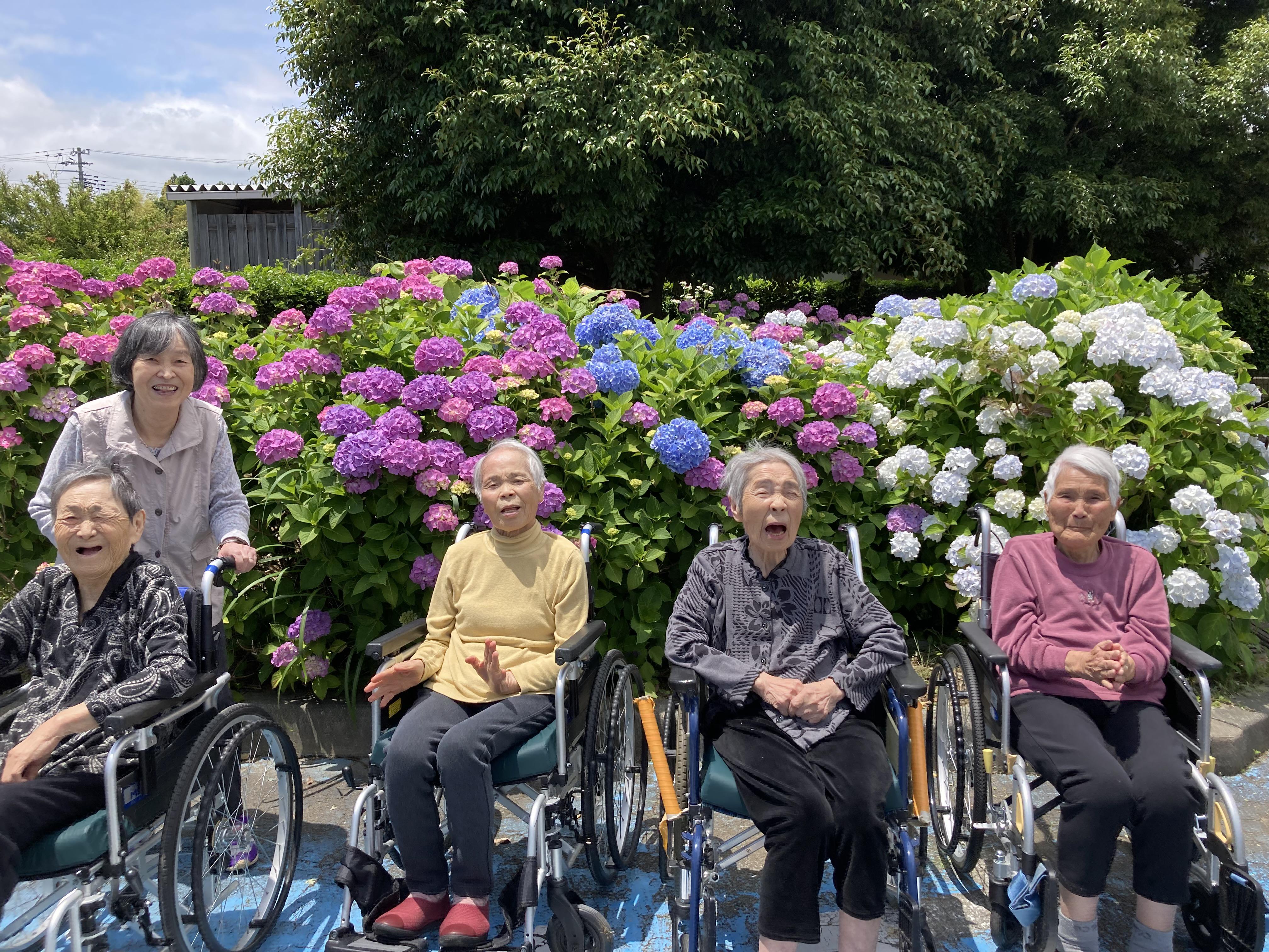 https://lily-en.com/diary/upload/3ea5f35f8b3909d95cad64d01439f970916b94aa.jpeg